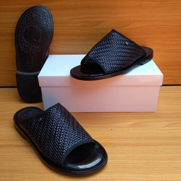 HIGH QUALITY ITALIAN LEATHER SLIPPERS - Image 6