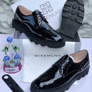 VERSACE: LUXURY SHOES - Image 25