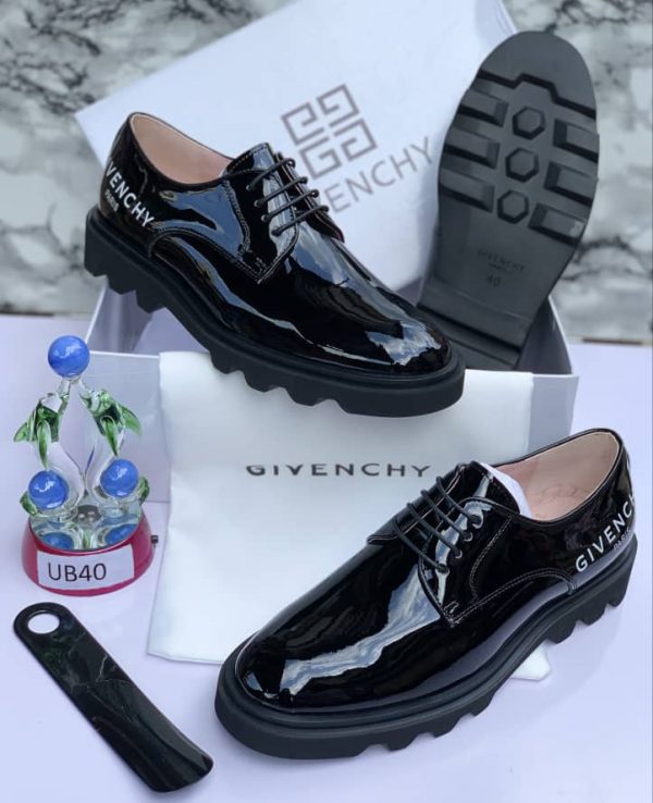 VERSACE: LUXURY SHOES - Image 25