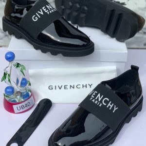 VERSACE: LUXURY SHOES - Image 10