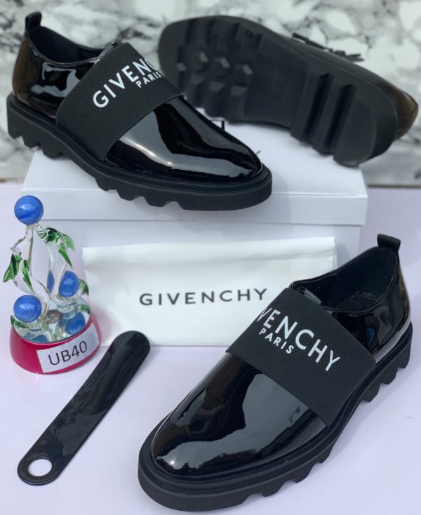 VERSACE: LUXURY SHOES - Image 10