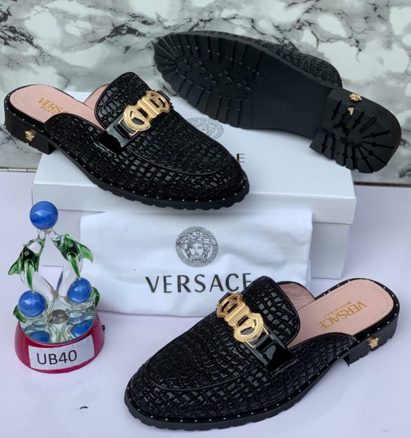 VERSACE: LUXURY SHOES - Image 9