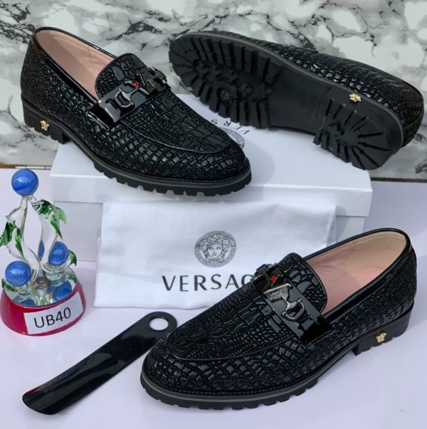 VERSACE: LUXURY SHOES - Image 6