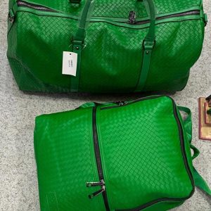 QUALITY TRAVEL BAG - Image 4