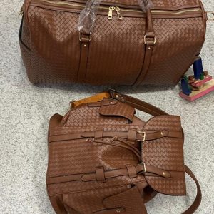 QUALITY TRAVEL BAG - Image 15