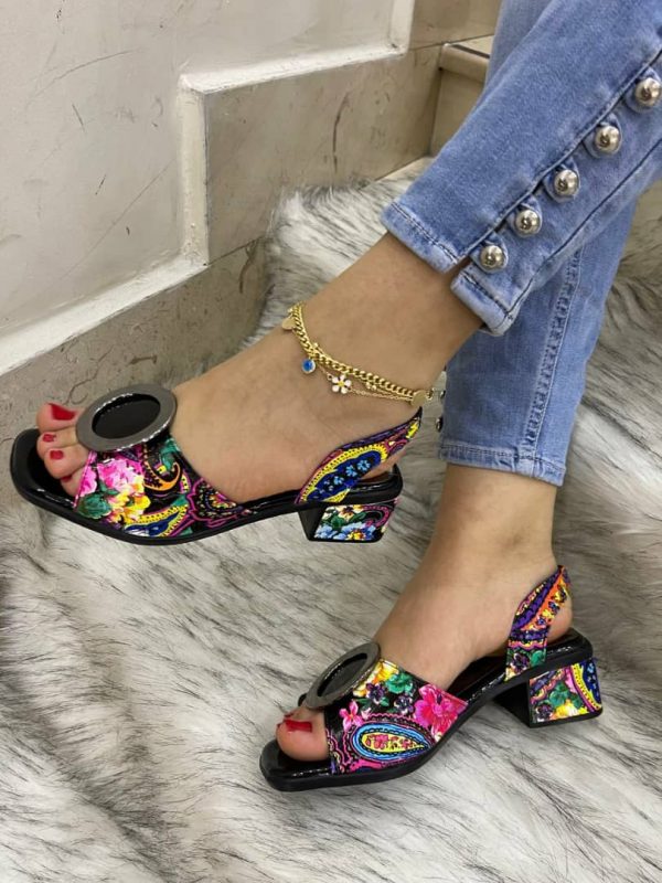 QUALITY FEMALE HEEL SANDALS - Image 3