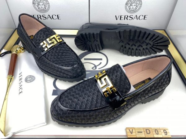 VERSACE: LUXURY SHOES - Image 5
