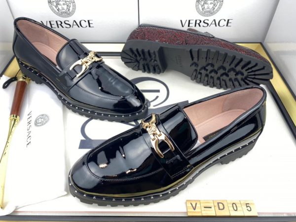 VERSACE: LUXURY SHOES - Image 9