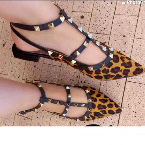 Beautiful flat heel shoes