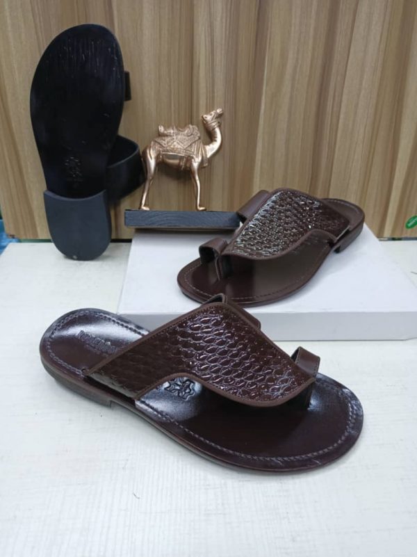 High quality leather slippers for men