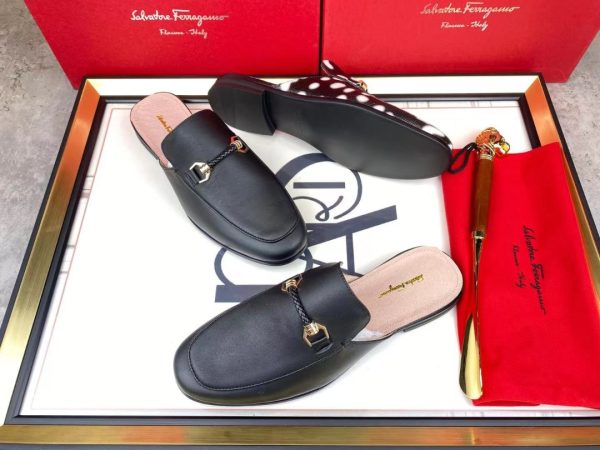 Original leather half-shoes for men