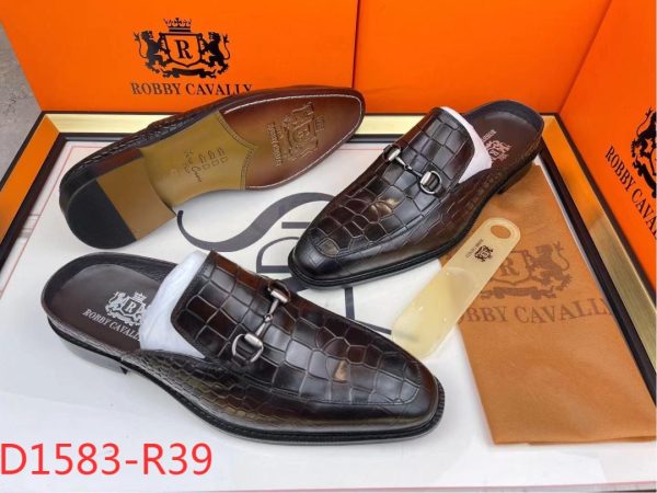 Original leather half-shoes for men