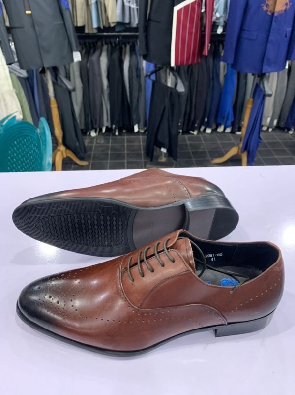 LEATHER SHOES - Image 10