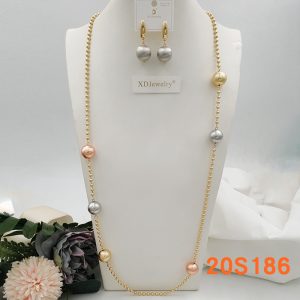 Pearl Necklace and Earring for ladies or women