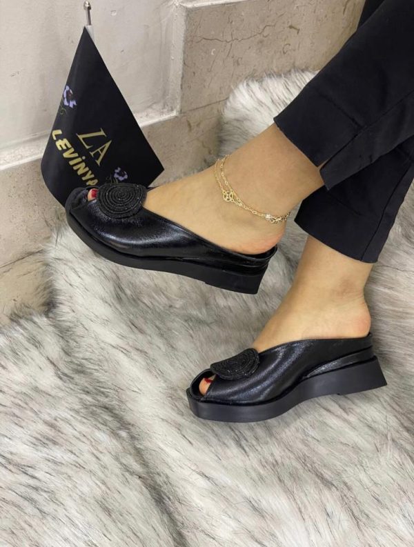 Balanced heel shoe wedge slippers/slip-on for women