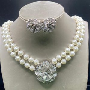 Pearl Necklace and Earring for ladies or women