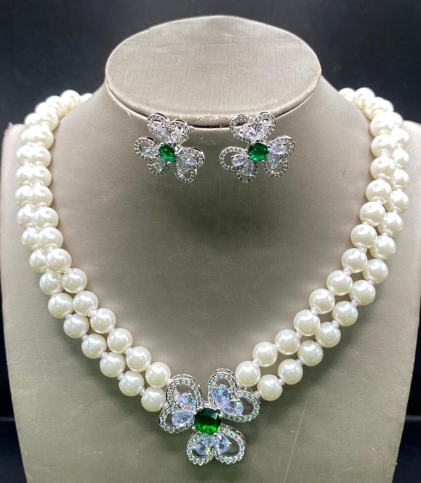 PEARLS......EARRINGS AND NECKLACE - Image 20