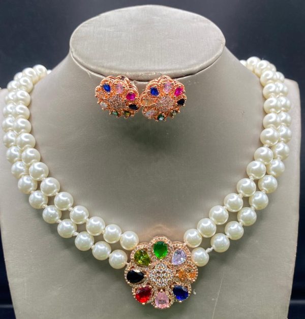 PEARLS......EARRINGS AND NECKLACE - Image 13