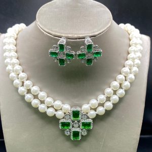 PEARLS......EARRINGS AND NECKLACE - Image 21