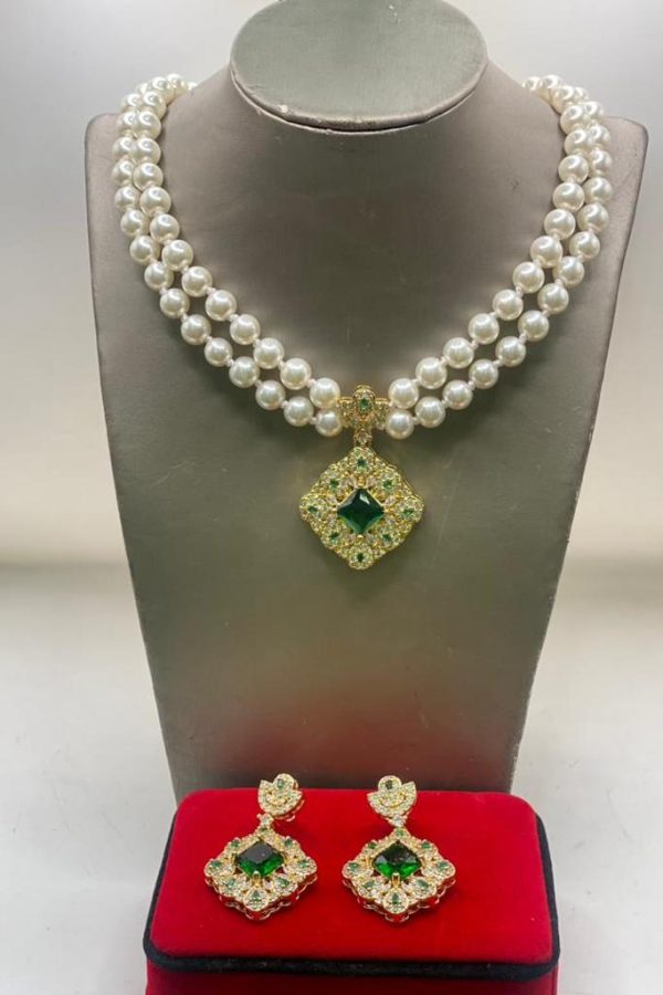 Bead set - Earrings and Necklace - Image 4