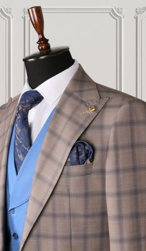 MARIO CASAS CHECKED SUIT - Image 20