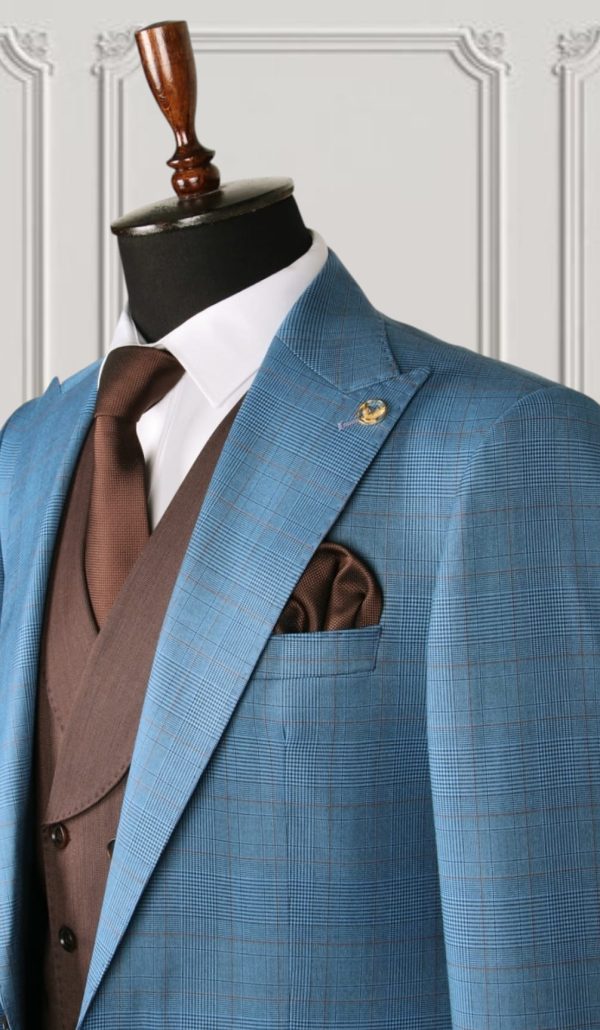 MARIO CASAS CHECKED SUIT - Image 17