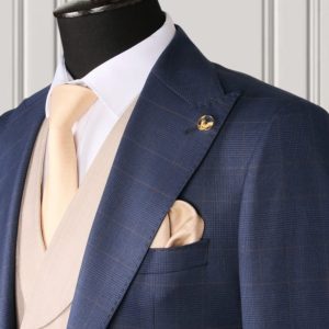 MARIO CASAS CHECKED SUIT - Image 7