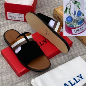 DESIGNER PALM SLIPPERS FOR MEN