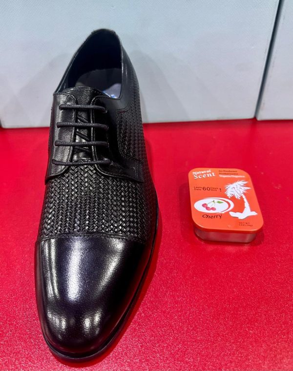 Leather shoes for men