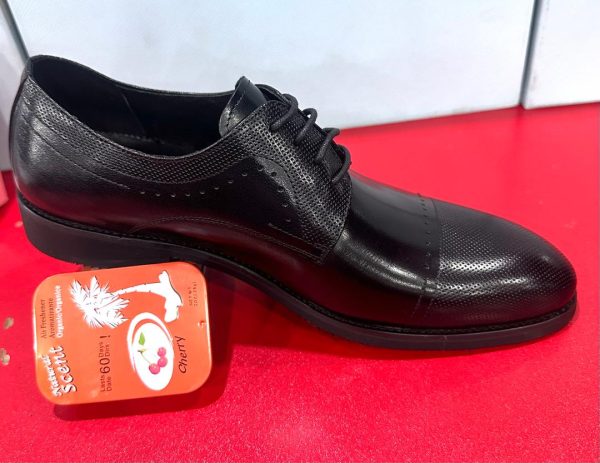 Leather shoes for men