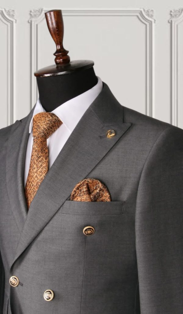 MARIO CASAS TURKISH SUIT - Image 17