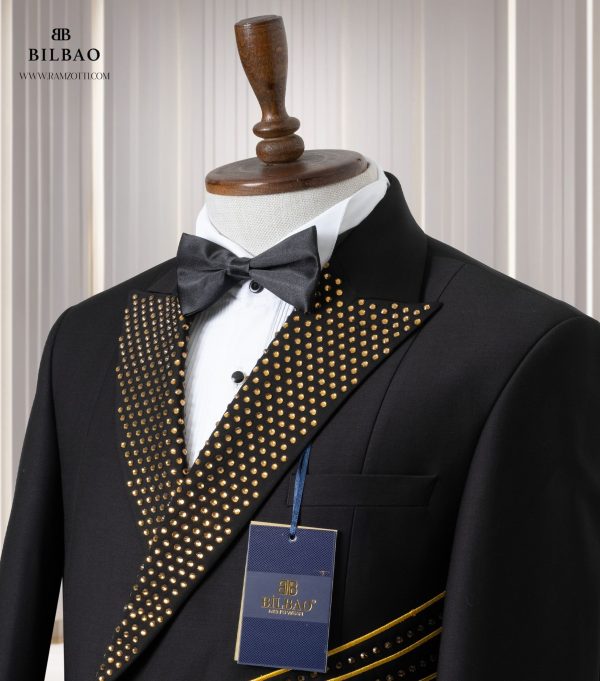 BILBAO CEREMONIAL STONE SUIT - Image 9