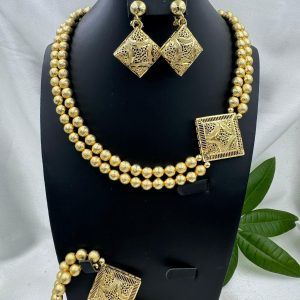 QUALITY NECKLACE SET - Image 8