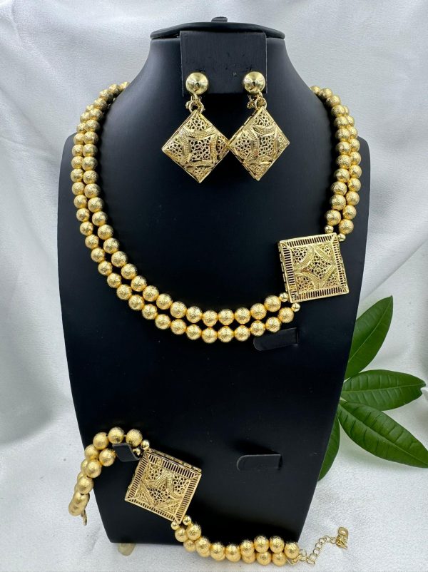 QUALITY NECKLACE SET - Image 8