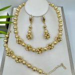 Gold necklace with earring & bracelet