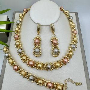 Gold necklace with earring & bracelet