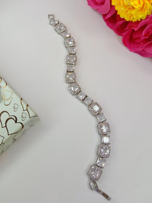 QUALITY BRACELETS - Image 21