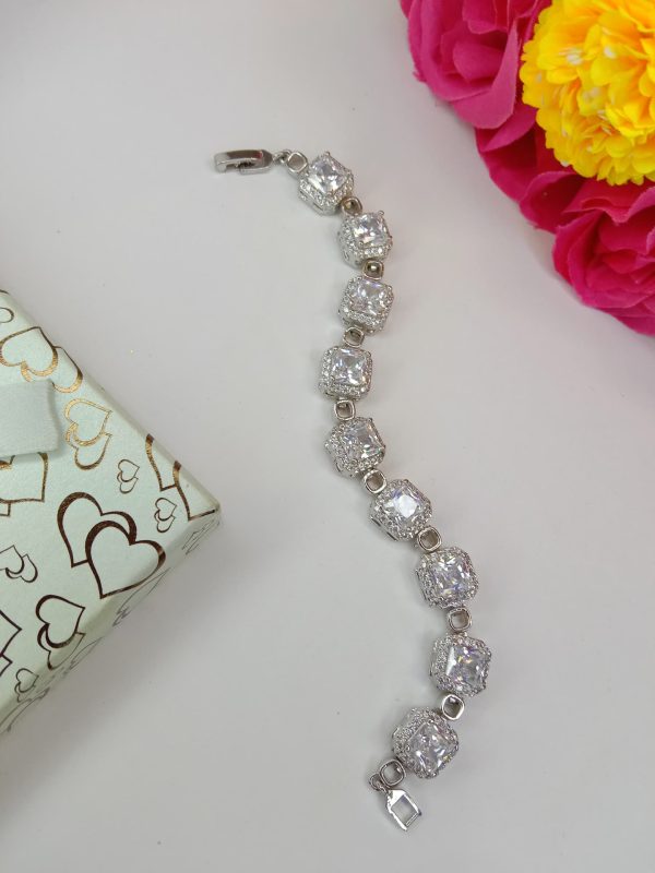 QUALITY BRACELETS - Image 23