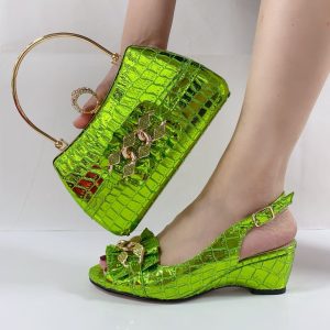 low heel sandal & purse