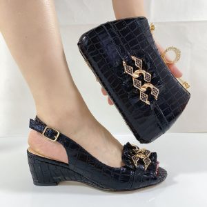 low heel sandal & purse