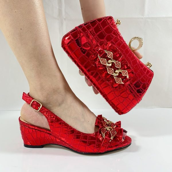low heel sandal & purse