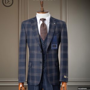 Short sleeve suit for men