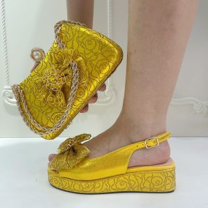 Wedge sandals for ladies