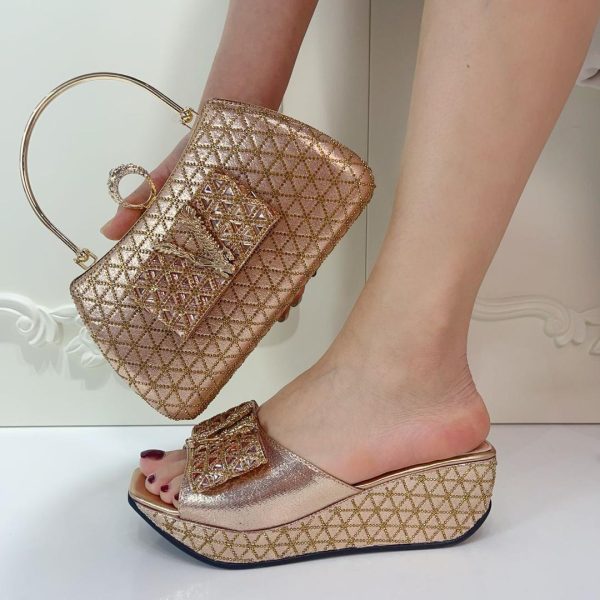 Wedge slippers for ladies