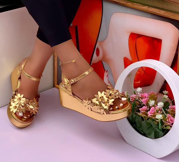 Wedge sandals for women