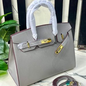 CHIC AND CLASSY HANDBAGS - Image 8