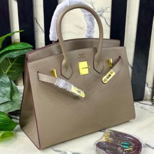 CHIC AND CLASSY HANDBAGS - Image 6