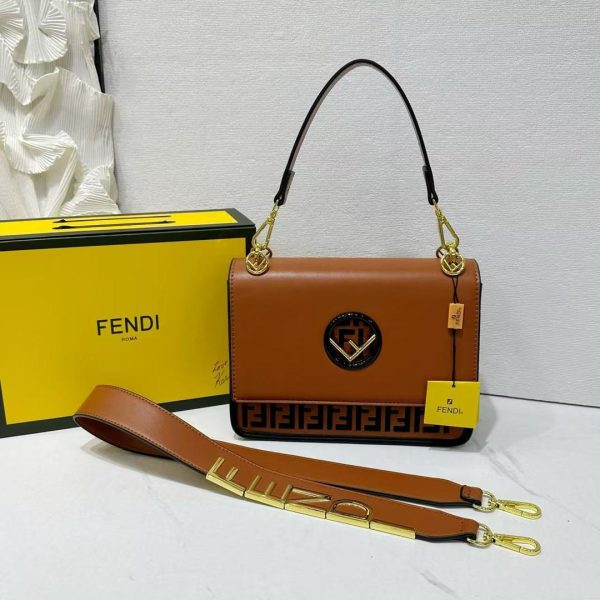 LUXURY SHOULDER BAG - Image 7