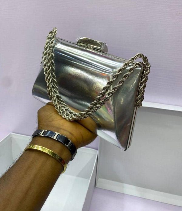 LUXURY METALLIC CLUTCH - Image 7