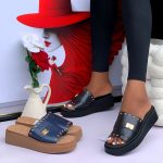 PREMIUM PLATFORM SLIDES